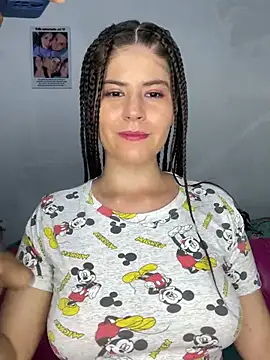 Snapshot of Hotnightsexxx chatting on 12.31.24 Hotnightsexxx online show from 12.31.24