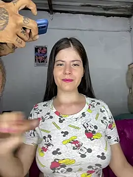 Snapshot of Hotnightsexxx chatting on 01.11.25 Hotnightsexxx online show from 01.11.25