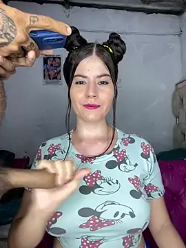 Snapshot of Hotnightsexxx chatting on 01.14.25 Hotnightsexxx online show from 01.14.25