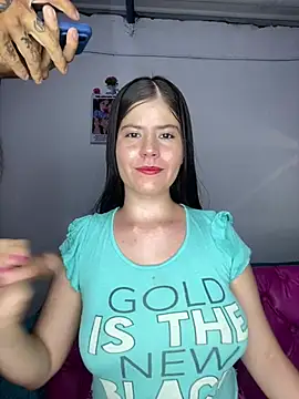 Snapshot of Hotnightsexxx chatting on 03.04.25 Hotnightsexxx online show from 03.04.25