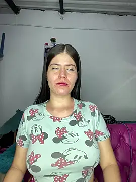 Snapshot of Hotnightsexxx chatting on 03.07.25 Hotnightsexxx online show from 03.07.25