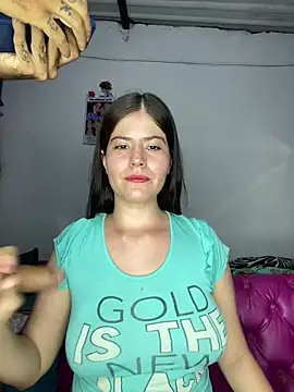 Snapshot of Hotnightsexxx chatting on 03.15.25 Hotnightsexxx online show from 03.15.25