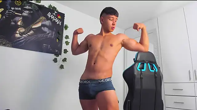 Snapshot of Bray_Kevin chatting on 02.19.25 Bray Kevin online show from 02.19.25