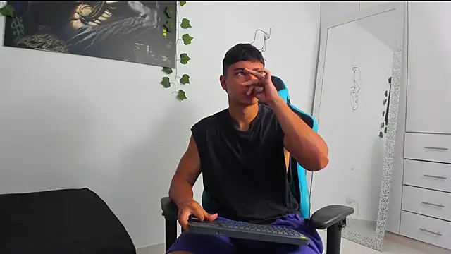 Snapshot of Bray_Kevin chatting on 02.26.25 Bray Kevin online show from 02.26.25