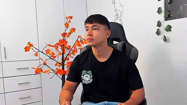 Snapshot of Bray_Kevin chatting on 01.06.26 Bray Kevin online show from 01.06.26