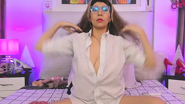 BellaaStarlix online show from 12.03.24