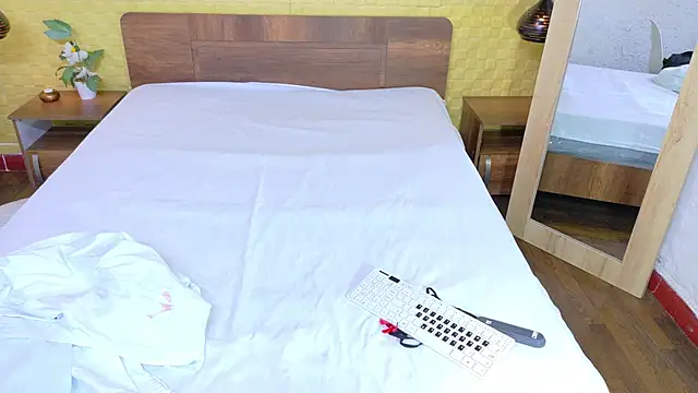 Mrs booty online show from 10.07.25