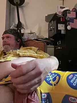 Snapshot of Helmut1971 chatting on 01.01.25 Helmut1971 online show from 01.01.25