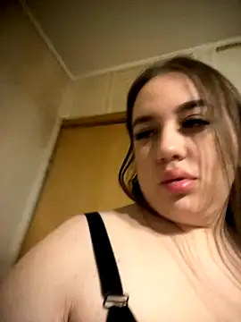 Snapshot of GabiBoobs chatting on 12.04.25 GabiBoobs online show from 12.04.25