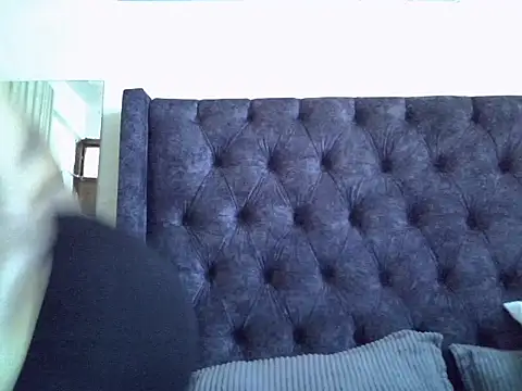 Snapshot of Brown_sexy chatting on 02.04.26 Brown sexy online show from 02.04.26