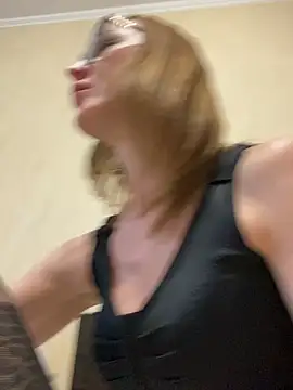 LauraDavis online show from 04.25.26