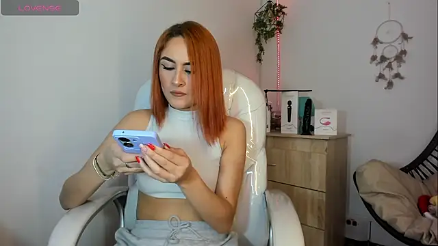 Tiarha online show from 12.04.24