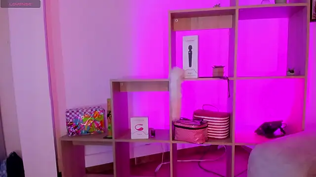 Tiarha online show from 01.14.25