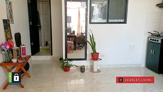 Scarletleon77 online show from 04.22.26