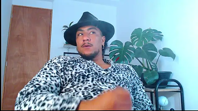 yosoy enzo2020 online show from 01.30.25