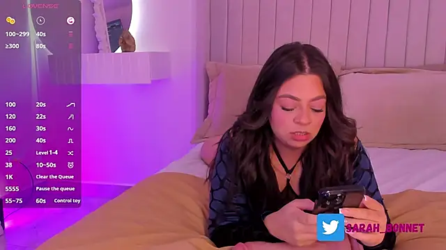 sarah-bonneth online show from 02.25.25