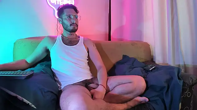 axel giracr online show from 11.17.25