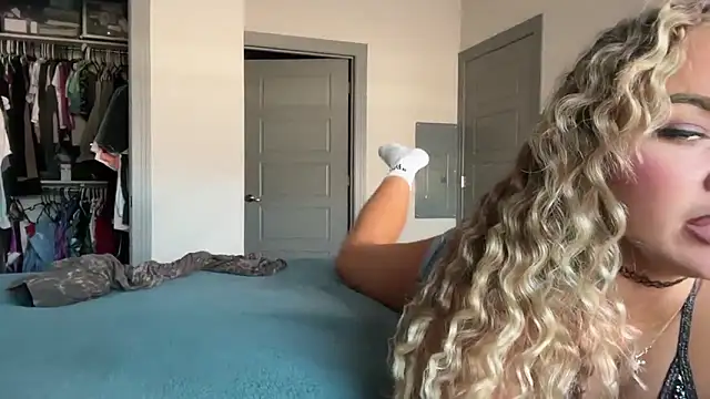 ElenaErickson online show from 01.27.25