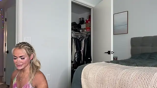 ElenaErickson online show from 06.29.26