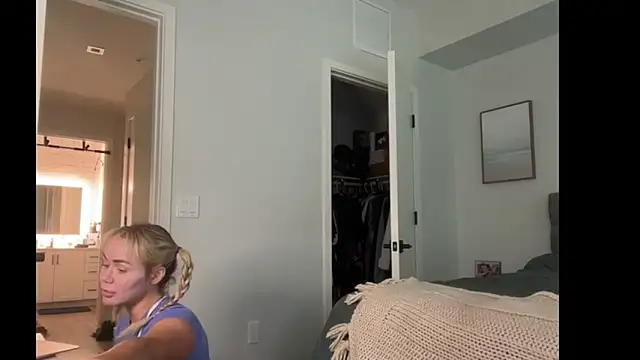 ElenaErickson online show from 07.26.26