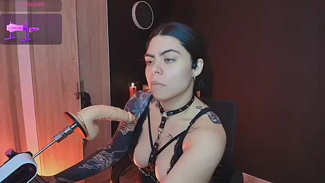  WednesdayFriday  online show from 11.12.25