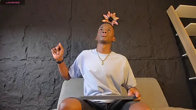 JacksonMuller  online show from 11.24.25