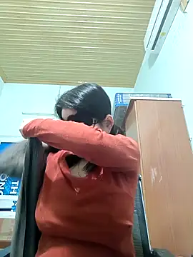 Anna Toy19 online show from 11.29.25