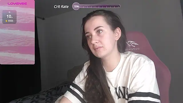 Snapshot of SweetieKendl chatting on 12.25.24 SweetieKendl online show from 12.25.24