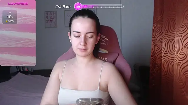 Snapshot of SweetieKendl chatting on 03.21.25 SweetieKendl online show from 03.21.25