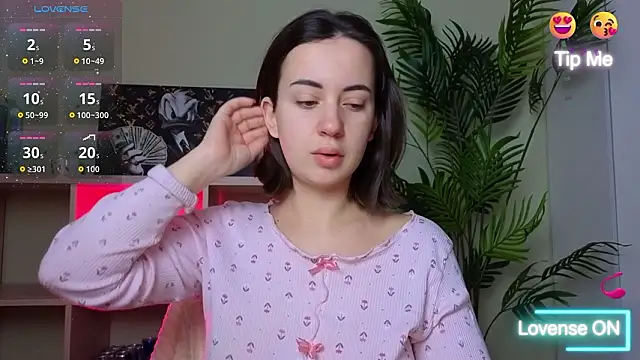 SweetieKendl online show from 03.13.26