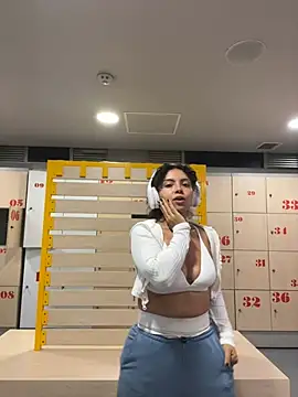 Nathcurly  online show from 01.25.25