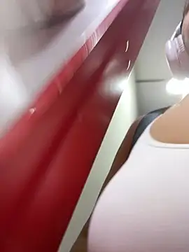 Nathcurly  online show from 02.15.25