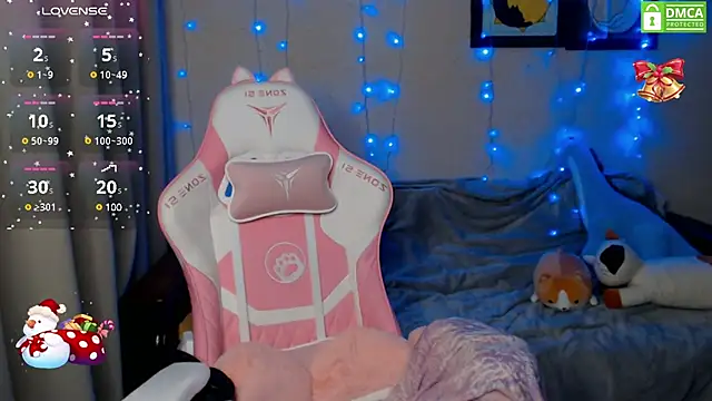 Snapshot of LeahGottty chatting on 12.28.24 LeahGottty online show from 12.28.24