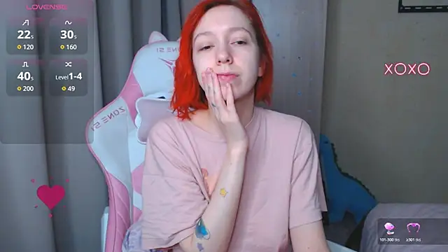 Snapshot of LeahGottty chatting on 11.27.25 LeahGottty online show from 11.27.25