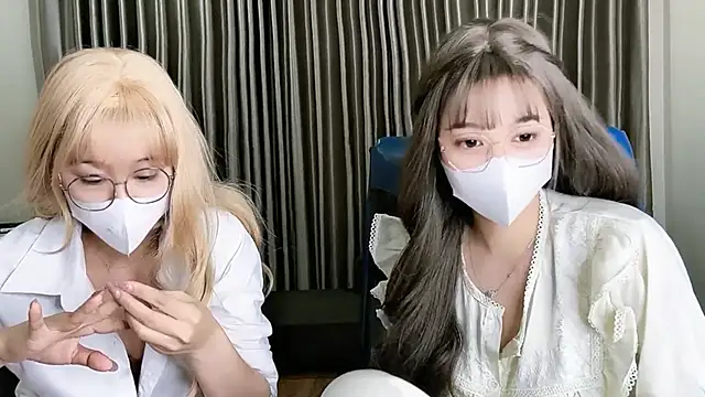 Mono-Stewardesss online show from 03.11.25