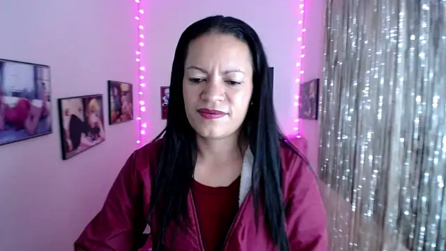 Cristal w online show from 02.10.25