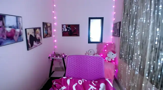 Cristal w online show from 02.13.25