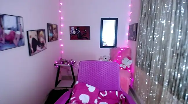 Cristal w online show from 02.19.25