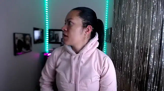 Cristal w online show from 03.14.25