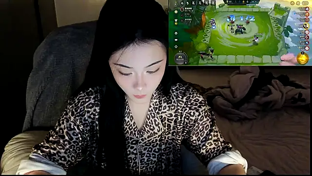 Jennie-007 online show from 10.15.25