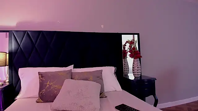 KattyPortman online show from 02.16.25