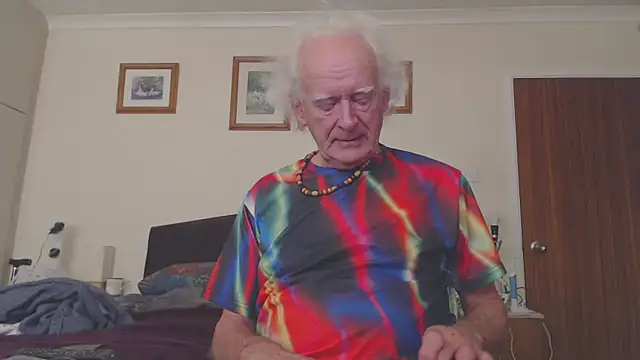 WaverlyKernow online show from 12.16.24