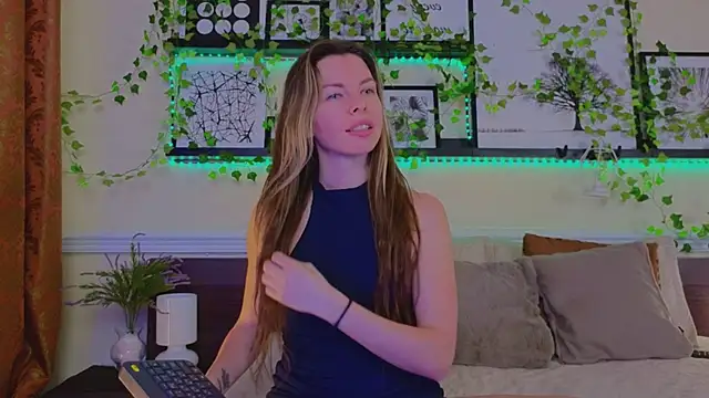 Real Tini online show from 03.11.25