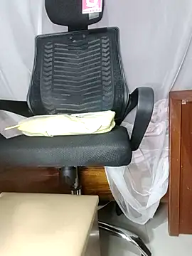 Snapshot of _Vitamin_Sex_ chatting on 03.11.25 Vitamin Sex online show from 03.11.25