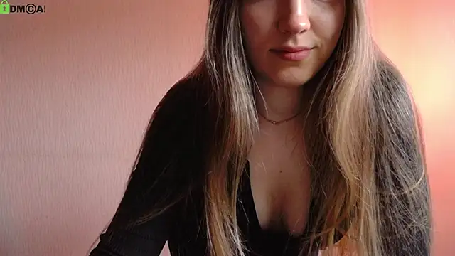 Snapshot of cute__angell chatting on 03.17.25 cute angell online show from 03.17.25