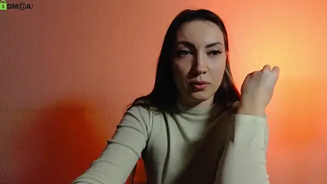 Snapshot of cute__angell chatting on 03.18.25 cute angell online show from 03.18.25