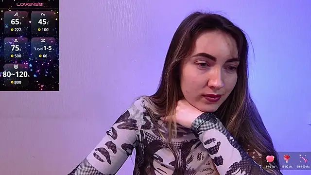 Snapshot of cute__angell chatting on 10.27.25 cute angell online show from 10.27.25