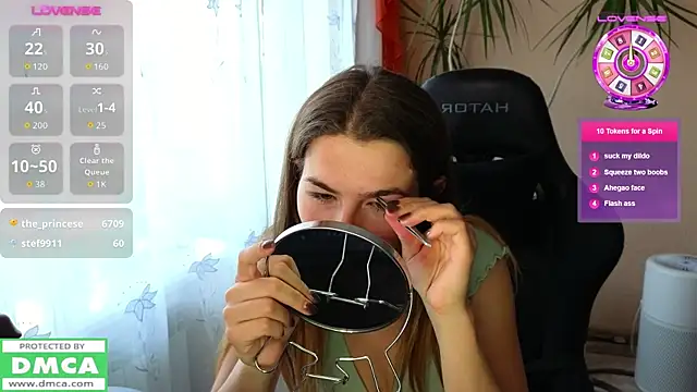 Snapshot of mag1c_eyes1 chatting on 10.16.25 mag1c eyes1 online show from 10.16.25