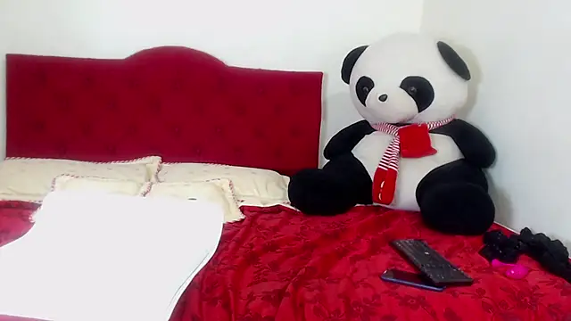 luna hoott online show from 02.14.25