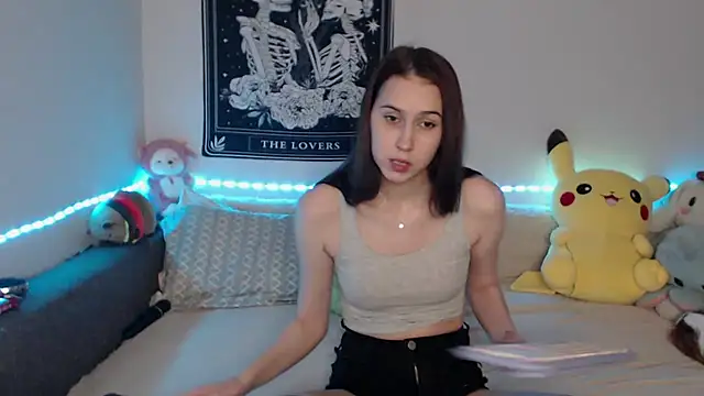 Snapshot of ArmiEri chatting on 01.11.25 ArmiEri online show from 01.11.25